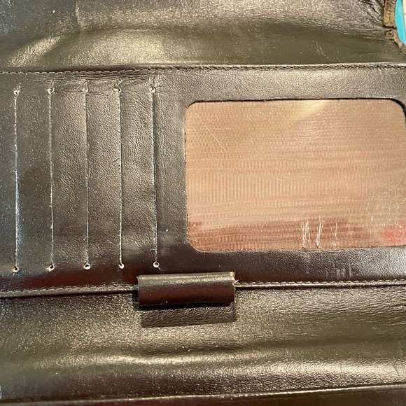 VERIFIED AUTHENTIC LV Monogram wallet 4”X 7”. Verified by Proauthenticators.com. - Picture 11 of 11